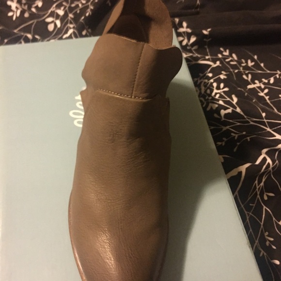 Perfect booties! - Picture 4 of 7